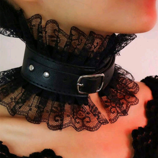 Lace Ruffle Collar